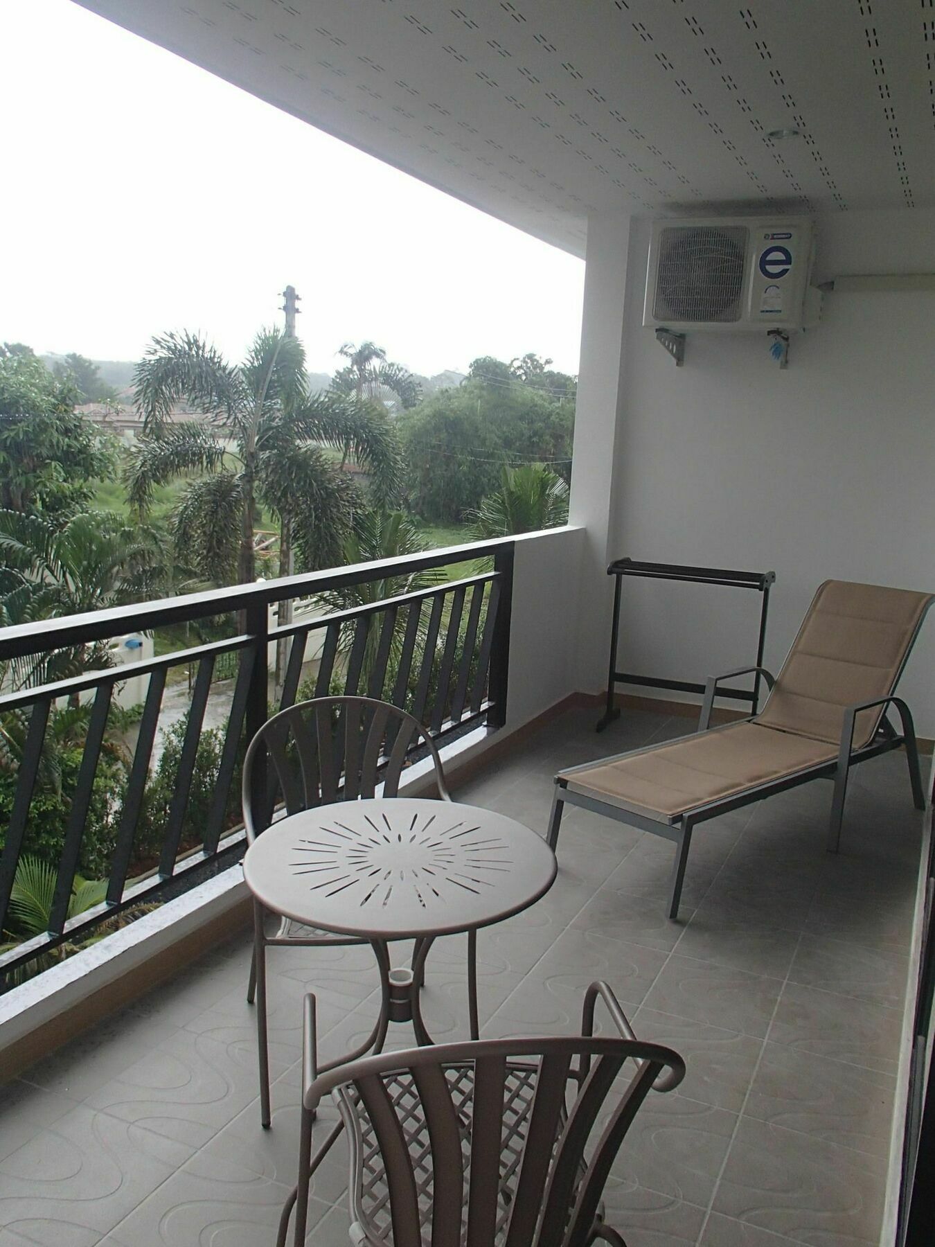 Coconoi Residence Nai Harn Luaran gambar
